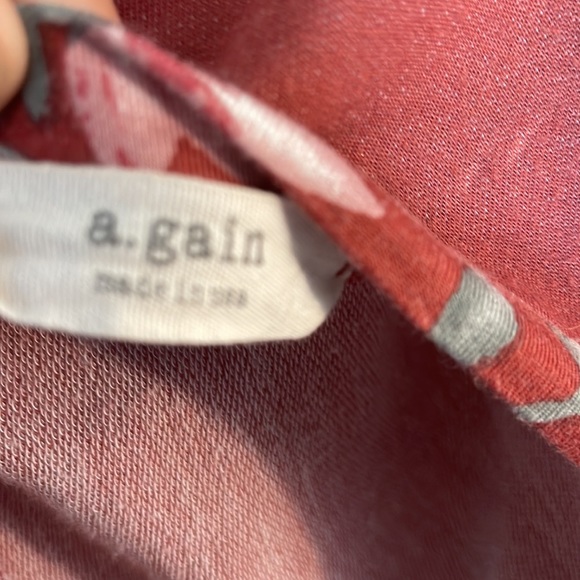 1X V-neck oversized rust colored colorblock top with floral and stripes - Picture 10 of 10